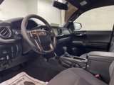 Used 2016 Toyota Tacoma TRD Sport image 4
