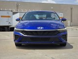 Used 2024 Hyundai Elantra SE image 2