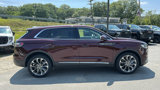Used 2021 Lincoln Nautilus Reserve image 3