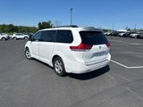 Used 2014 Toyota Sienna LE image 4