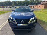 Used 2023 Nissan Rogue SV image 2