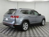 Used 2023 Volkswagen Atlas SE w/ Panoramic Sunroof Package image 5