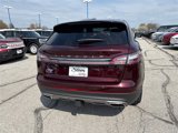 Used 2022 Lincoln Nautilus Reserve w/ Equipment Group 202A image 4