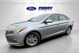 Used 2015 Hyundai Sonata SE image 2