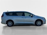 Used 2023 Chrysler Voyager LX image 6