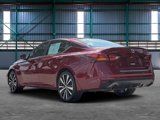 Used 2021 Nissan Altima 2.5 SR w/ SR Premium Package image 3