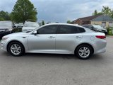 Used 2017 Kia Optima LX w/ Convenience Plus Package image 3