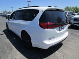 New 2024 Chrysler Pacifica Touring-L w/ S Appearance Package image 4