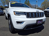 Used 2018 Jeep Grand Cherokee Limited w/ Luxury Group II image 2