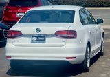 Used 2017 Volkswagen Jetta S image 3