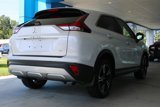 Used 2023 Mitsubishi Eclipse Cross SE image 3