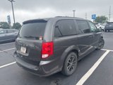 Used 2017 Dodge Grand Caravan SXT w/ Driver Convenience Group image 5