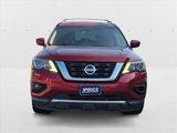Used 2017 Nissan Pathfinder SV image 2