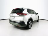 Used 2023 Nissan Rogue SV image 5