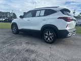 Used 2023 Kia Seltos EX image 2