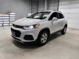 Used 2018 Chevrolet Trax LT w/ LT Convenience Package image 3