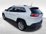 Used 2016 Jeep Cherokee Limited image 6