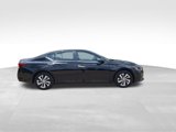 Used 2024 Nissan Altima 2.5 S image 5