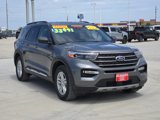 Used 2022 Ford Explorer XLT image 3