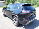 Certified 2021 Jeep Cherokee Limited image 3