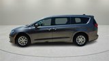 Used 2022 Chrysler Voyager LX image 4
