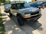 Used 2000 Chevrolet S10 Pickup 4x4 Extended Cab w/ Preferred Equipment Group image 4