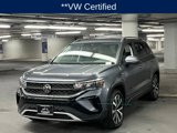 Used 2023 Volkswagen Taos SE w/ Panoramic Sunroof Package image 3