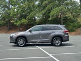 Used 2017 Toyota Highlander XLE image 6