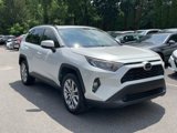 Used 2021 Toyota RAV4 XLE Premium image 3
