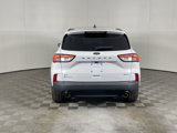 Used 2022 Ford Escape SE w/ SE Sport Appearance Package image 4