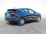 Used 2024 GMC Terrain SLE image 5