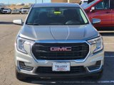 Used 2024 GMC Terrain SLE image 3