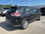 Used 2016 Nissan Rogue S image 5