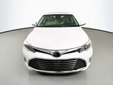 Used 2017 Toyota Avalon XLE Premium image 2