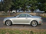 Used 2002 Lexus SC 430 Convertible image 2