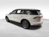 Used 2020 Lincoln Aviator Reserve w/ Equipment Group 201A image 4