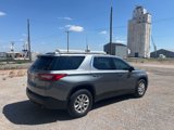 Used 2021 Chevrolet Traverse LT image 3