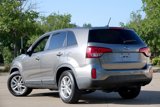 Used 2015 Kia Sorento LX image 4