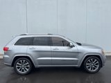 Used 2017 Jeep Grand Cherokee Overland image 2
