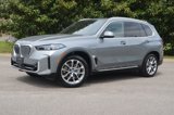 Used 2025 BMW X5 xDrive50e image 2