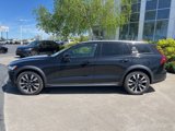 Certified 2022 Volvo V60 T5 Cross Country w/ Advanced Package image 2