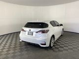 Used 2015 Lexus CT 200h image 3