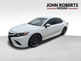Used 2020 Toyota Camry SE image 3