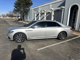 Used 2018 Lincoln Continental Premiere image 5