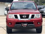 Used 2018 Nissan Frontier SV image 2