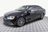 Used 2017 Volkswagen Jetta SE image 4