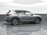 Used 2024 Nissan Rogue SL image 3
