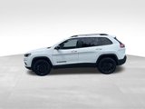 Used 2023 Jeep Cherokee Altitude Lux image 2