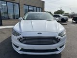 Used 2017 Ford Fusion SE image 2