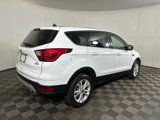 Used 2019 Ford Escape SE image 3